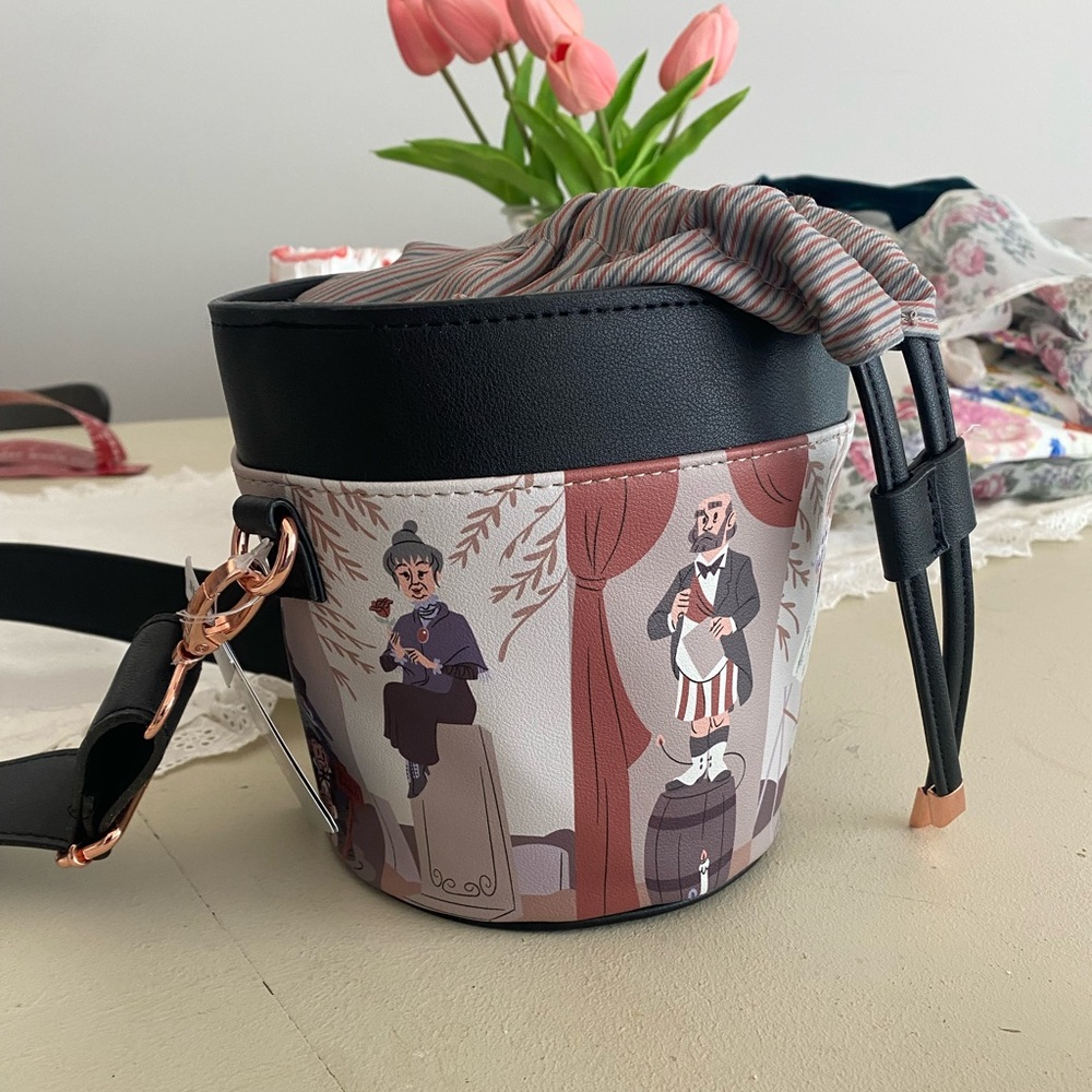 Disney Parks Haunted Mansion Stretching Portraits Bucket Bag